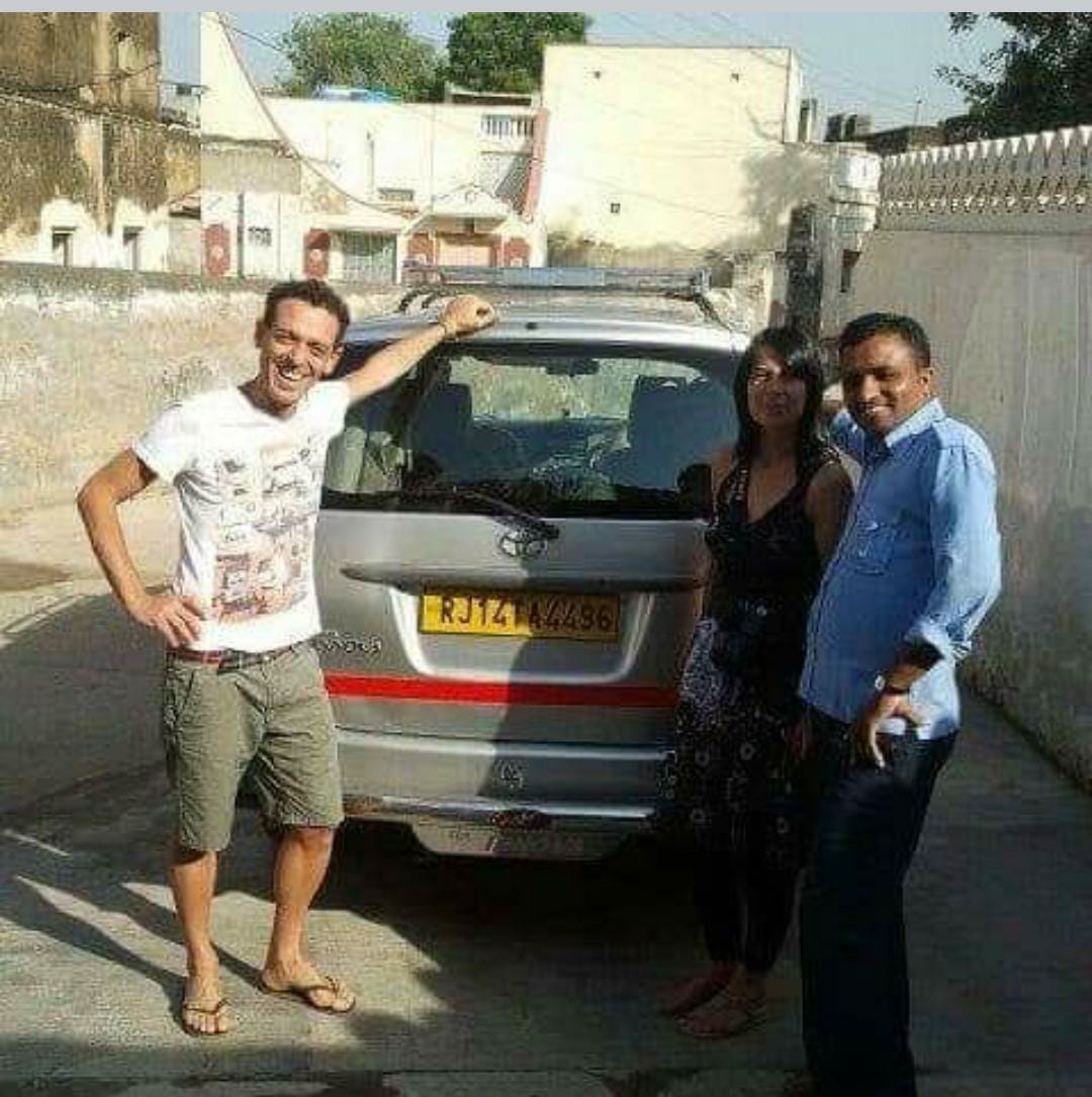 Prenota auto con autista online